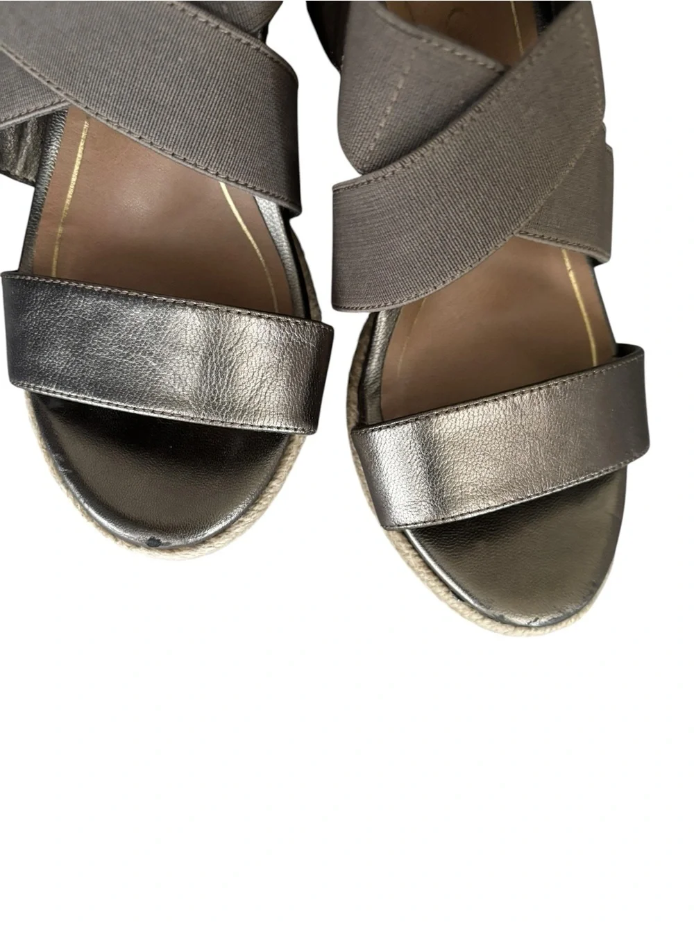 Vionic Tulum Ainsleigh wedge sandals, featuring a metallic bronze leather upper